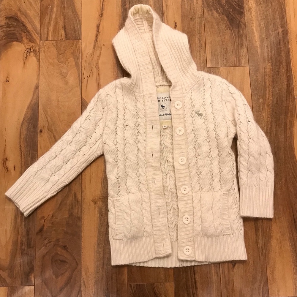 Abercrombie and Fitch cardigan